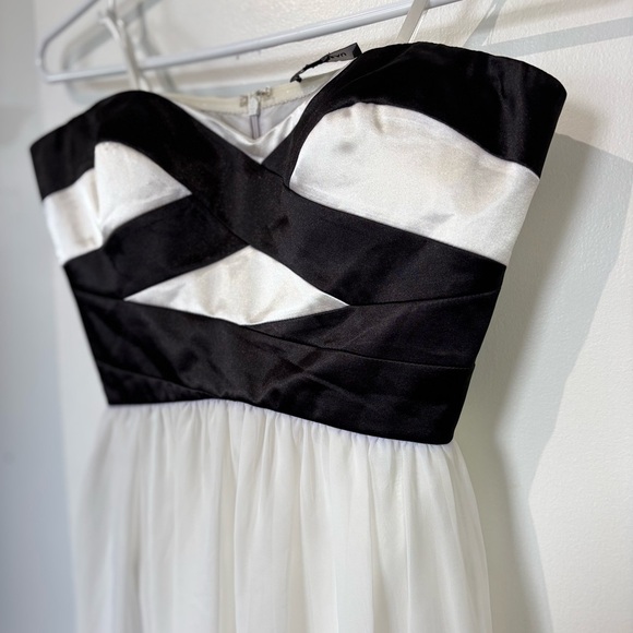 🎉4/30$🎉 Le Château Black & White Chiffon Party Dress - Size S - Picture 3 of 5
